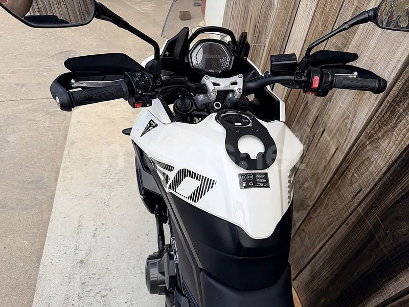 Triumph Tiger Sport 660 - Vista 7