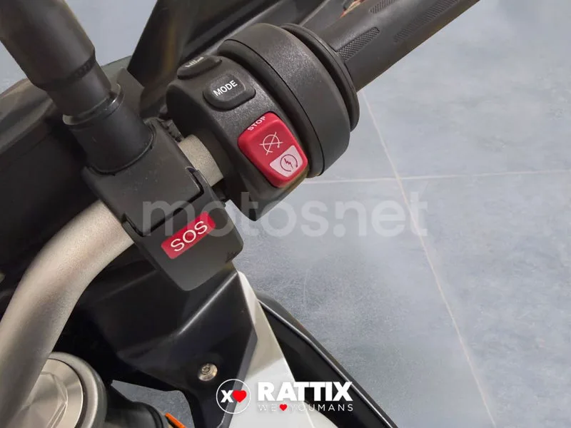 BMW F 900 XR - Vista 7