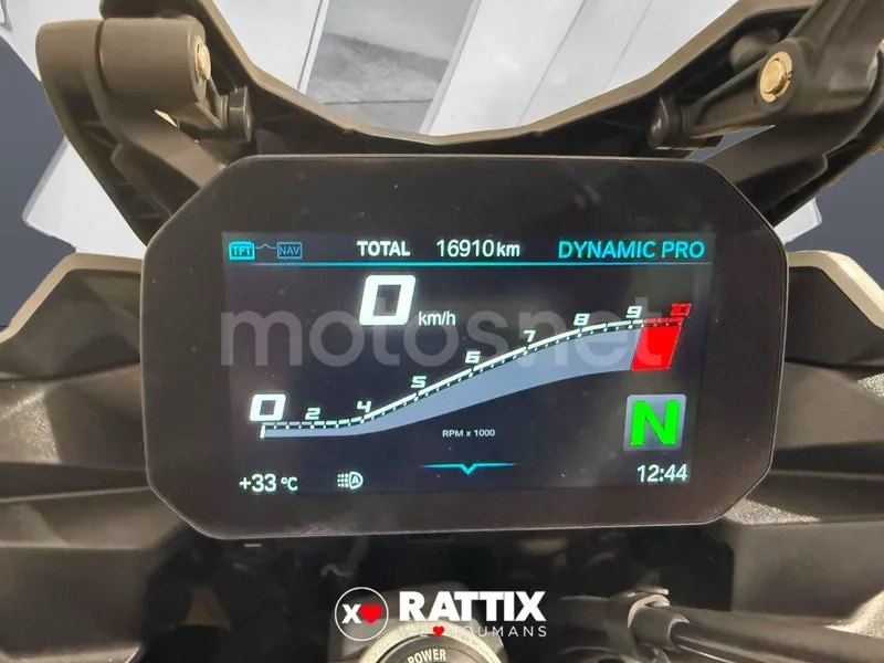 BMW F 900 XR - Vista 9