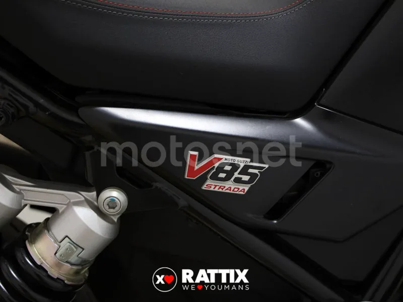 Moto Guzzi V85 Strada - Vista 14