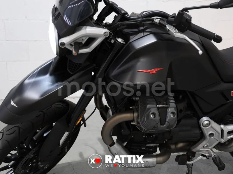 Moto Guzzi V85 Strada - Vista 4
