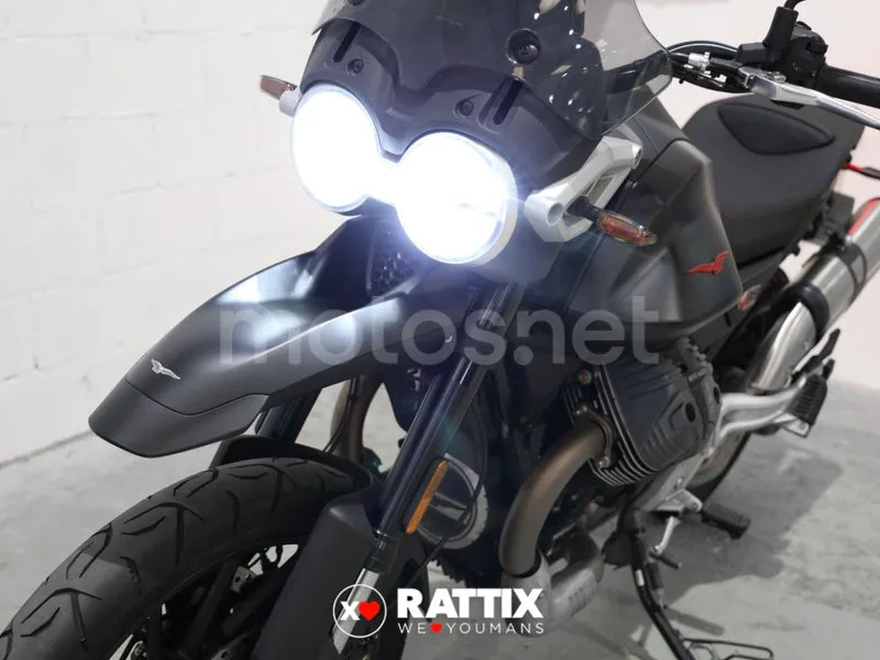 Moto Guzzi V85 Strada - Vista 10