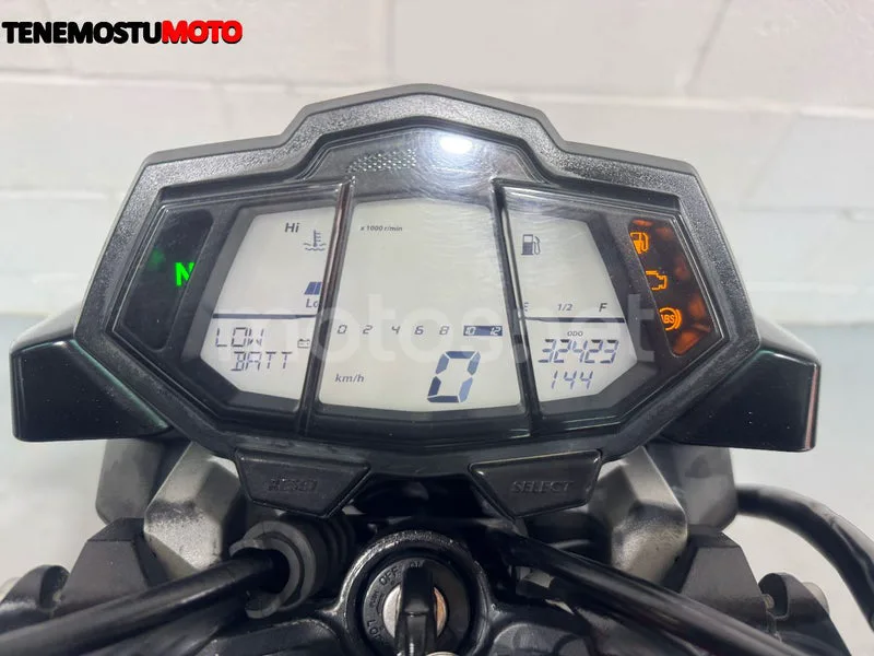 Yamaha MT-125 - Vista 11