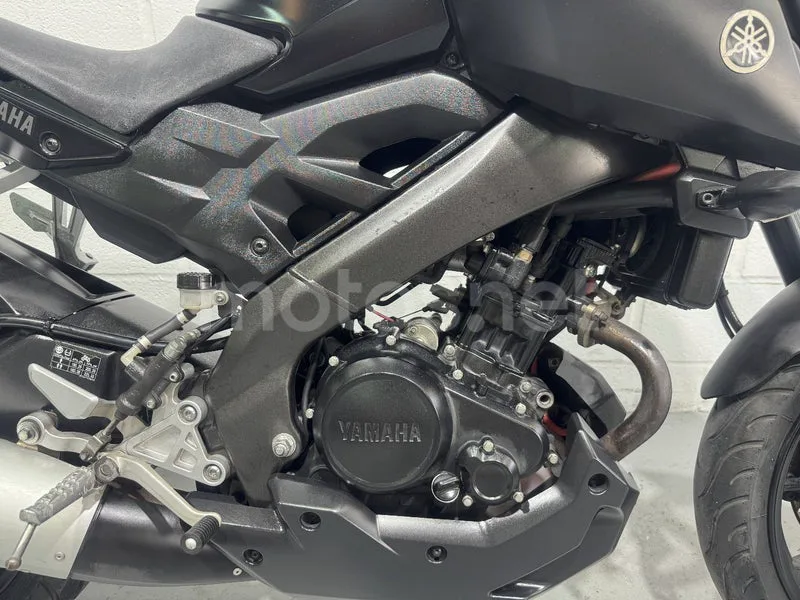 Yamaha MT-125 - Vista 15