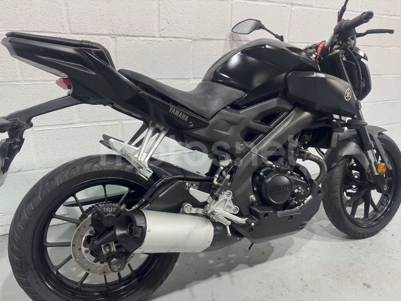 Yamaha MT-125 - Vista 17