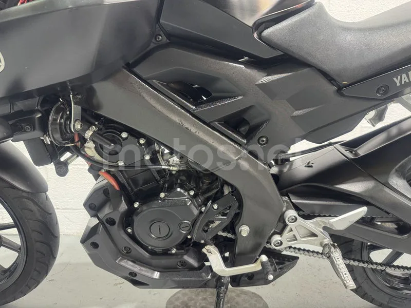 Yamaha MT-125 - Vista 23