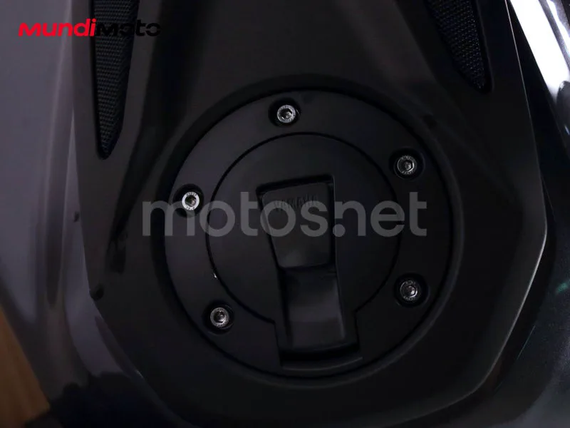 Yamaha MT-09 - Vista 17