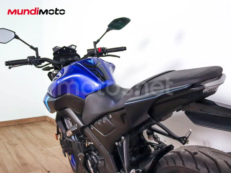 Yamaha MT-125 - Vista 9