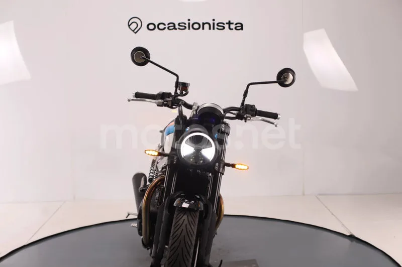 Triumph Speed Twin 900 - Vista 9