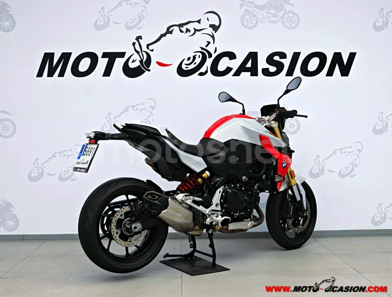 BMW F 900 R - Vista 3