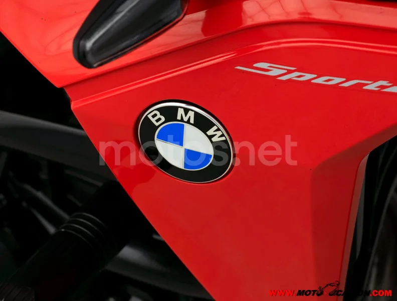 BMW F 900 R - Vista 9