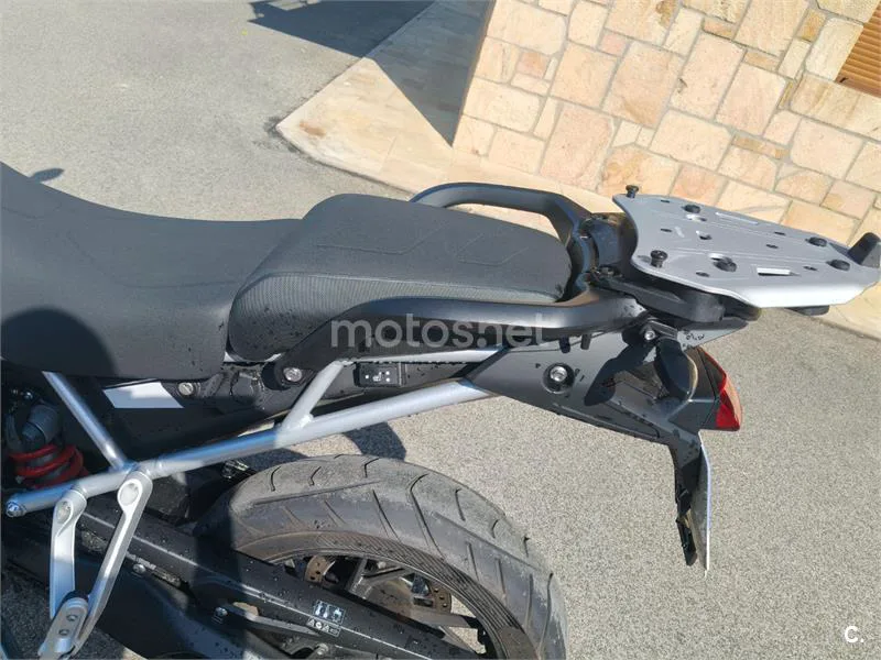 Triumph Tiger 900 - Vista 4