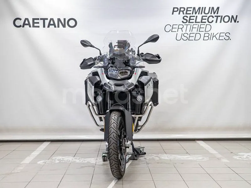 BMW F 900 GS - Vista 3