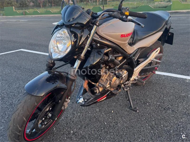 Suzuki Gladius 650 3000 € 2009 Segovia - 2