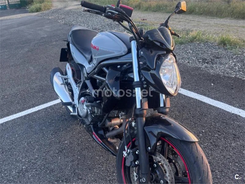 Suzuki Gladius 650 - Vista 4