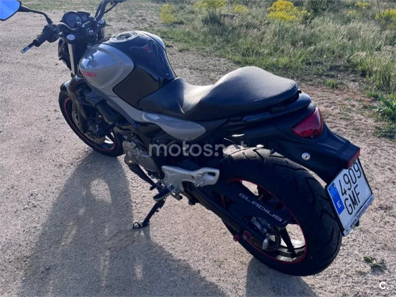 Suzuki Gladius 650 - Vista 10