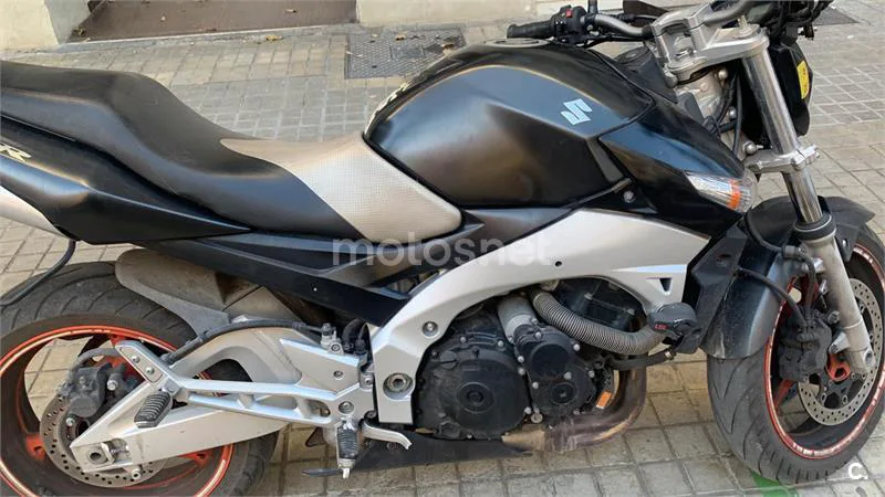 Suzuki GSR600 1500 € 2007 Valencia - 2