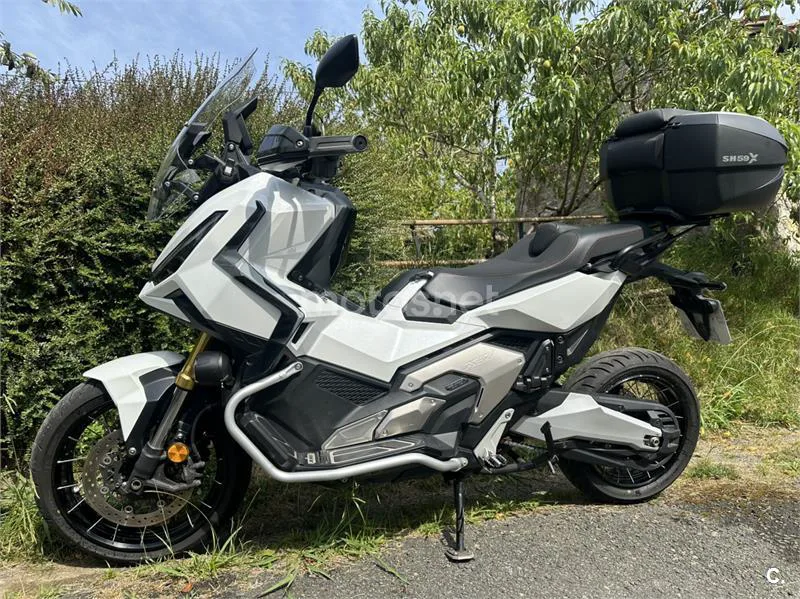 Honda X-ADV - Vista 12