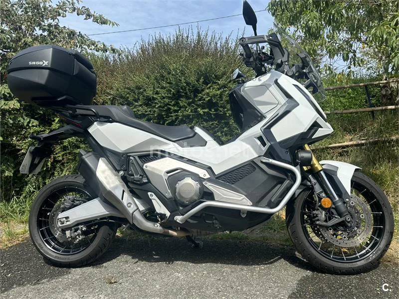 Honda X-ADV - Vista 7