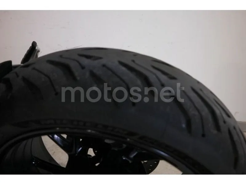 BMW F 900 R - Vista 7