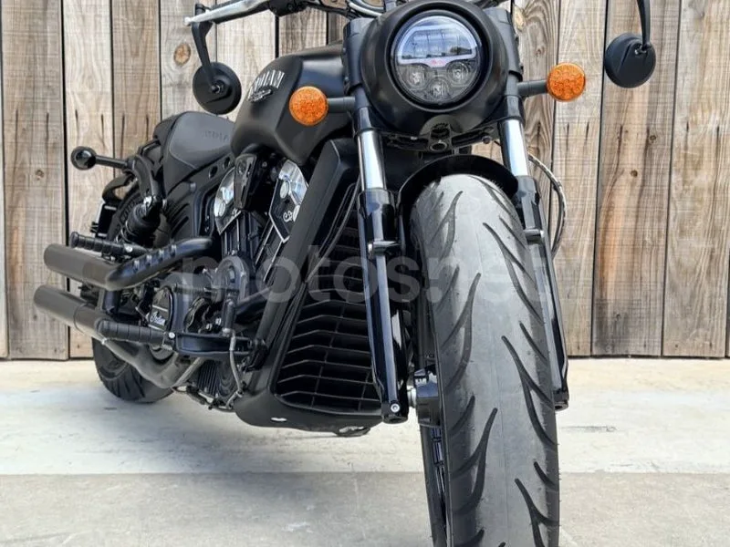 Indian Scout - Vista 14