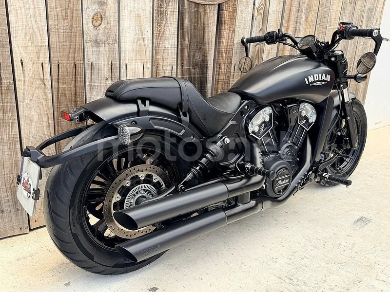 Indian Scout - Vista 19