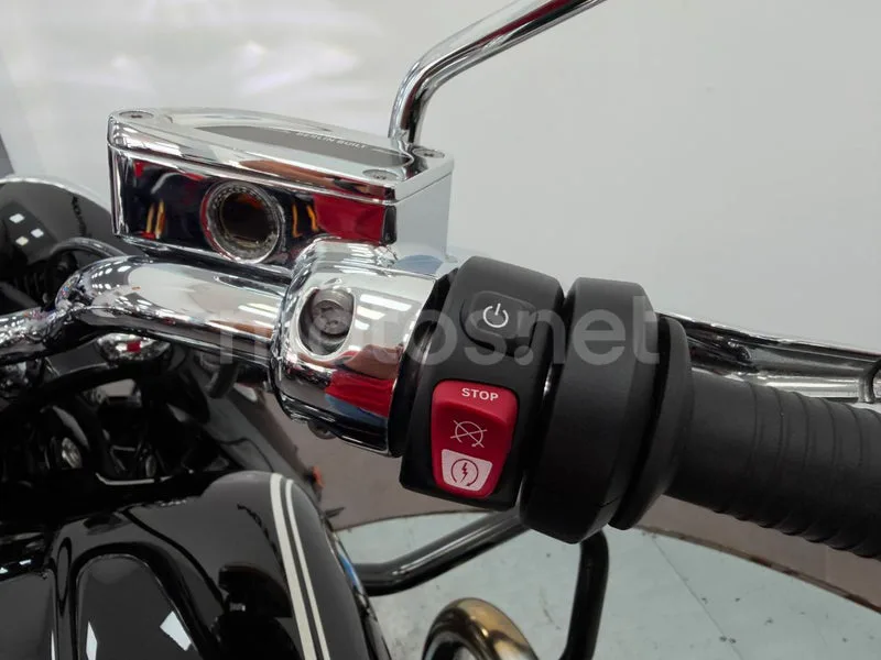 BMW R 18 - Vista 16
