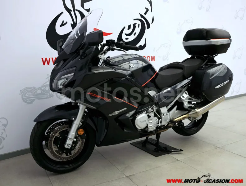 Yamaha FJR1300 - Vista 8