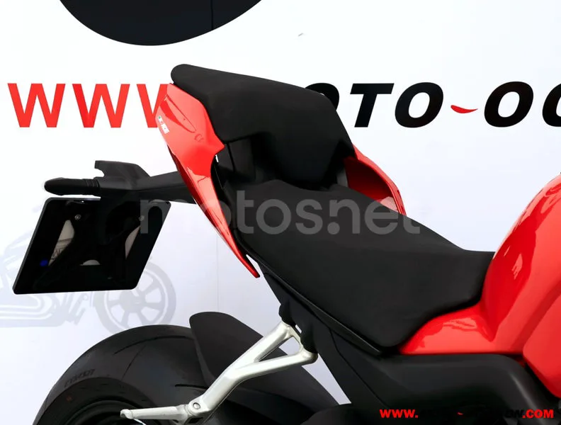 Ducati Streetfighter V4 - Vista 11