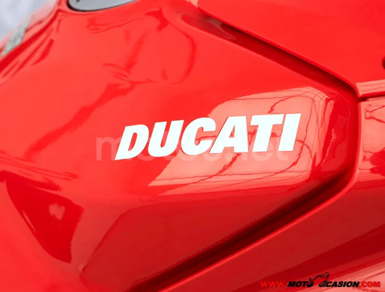Ducati Streetfighter V4 - Vista 9
