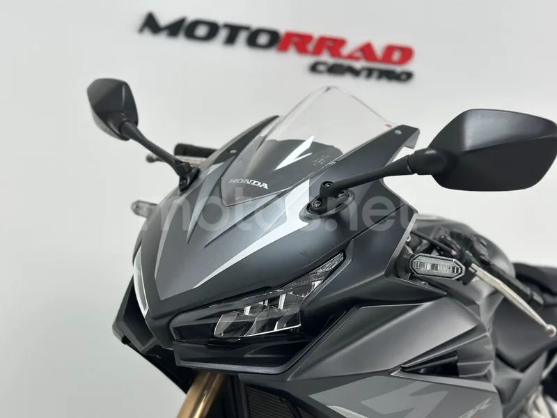 Honda CBR500R - Vista 22