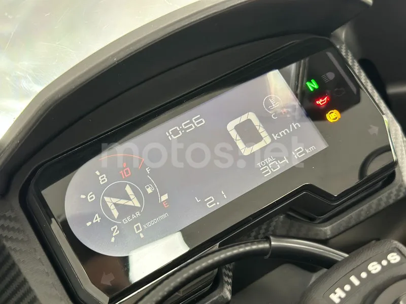 Honda CBR500R - Vista 30