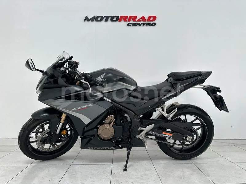 Honda CBR500R - Vista 4