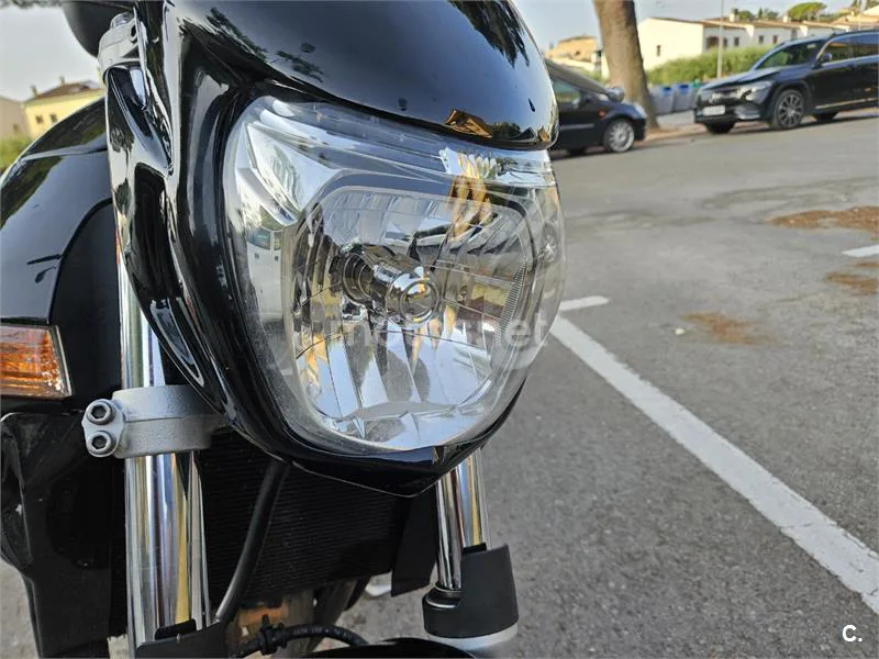 Suzuki GSR600 - Vista 7