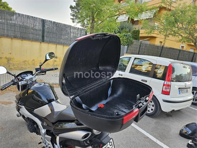Suzuki GSR600 - Vista 8
