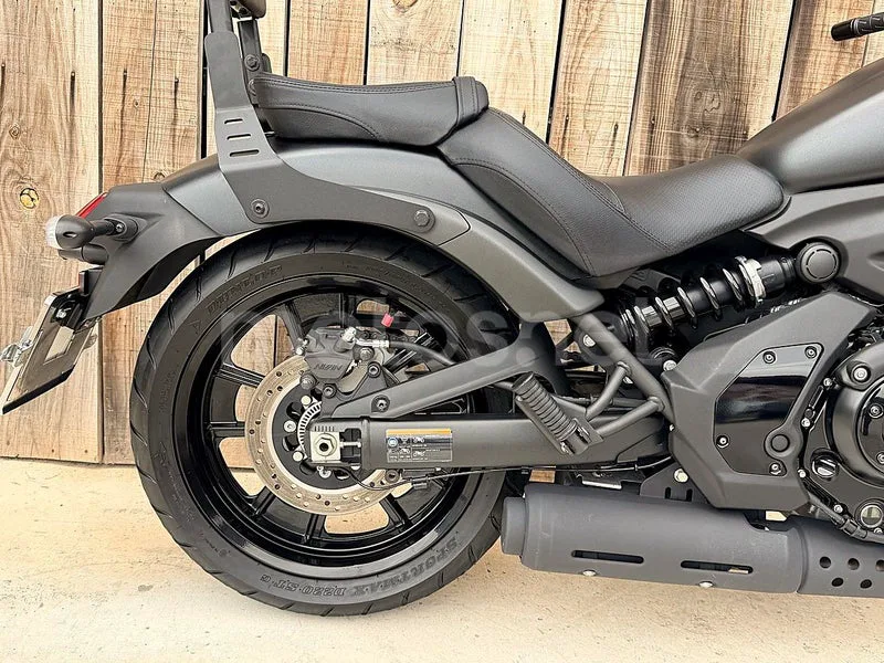 Kawasaki Vulcan S - Vista 3