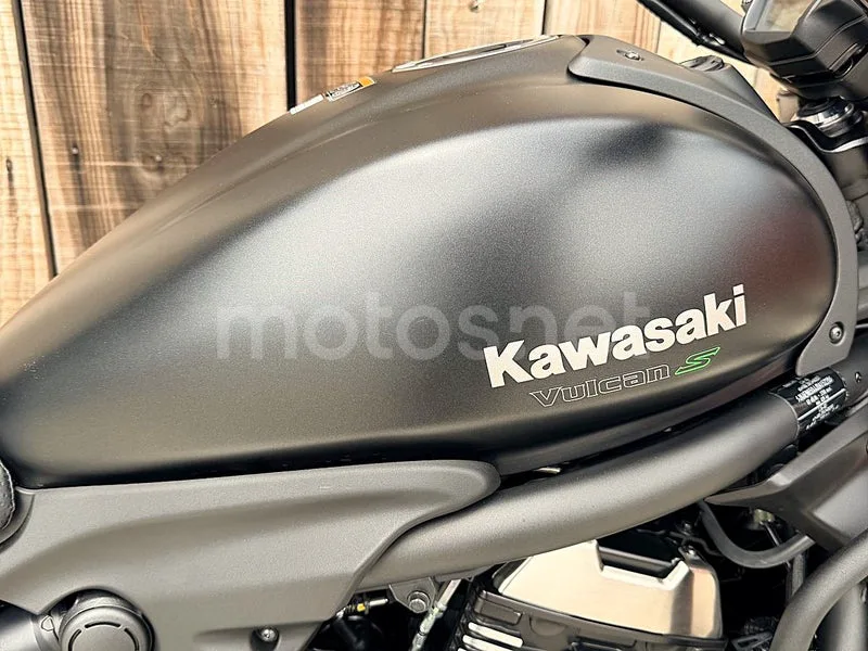 Kawasaki Vulcan S - Vista 7