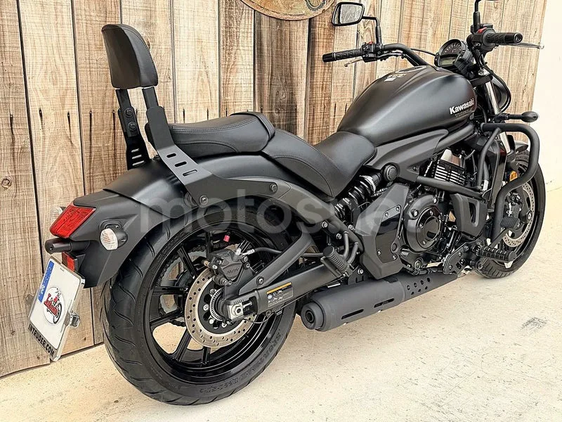 Kawasaki Vulcan S - Vista 10