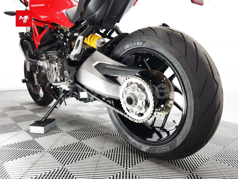 Ducati Monster 1200 - Vista 21