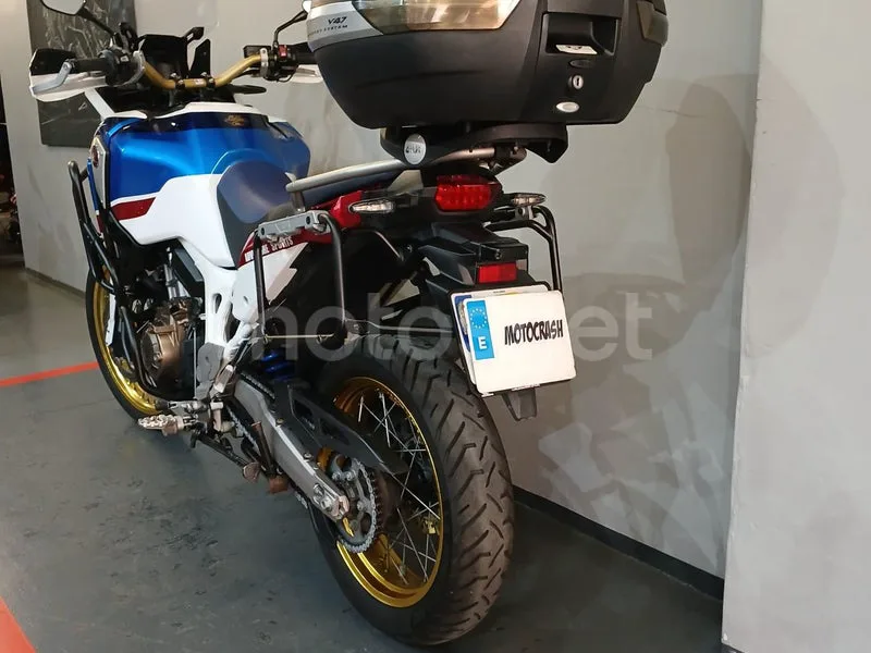 Honda CRF1000L Africa Twin - Vista 6