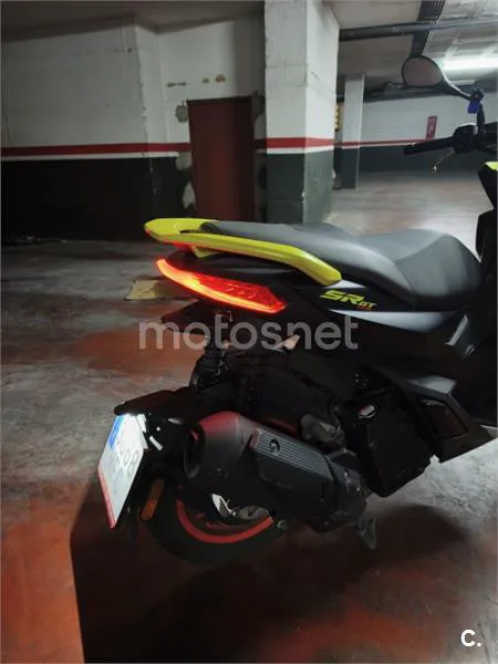 Aprilia SR GT 125 - Vista 4