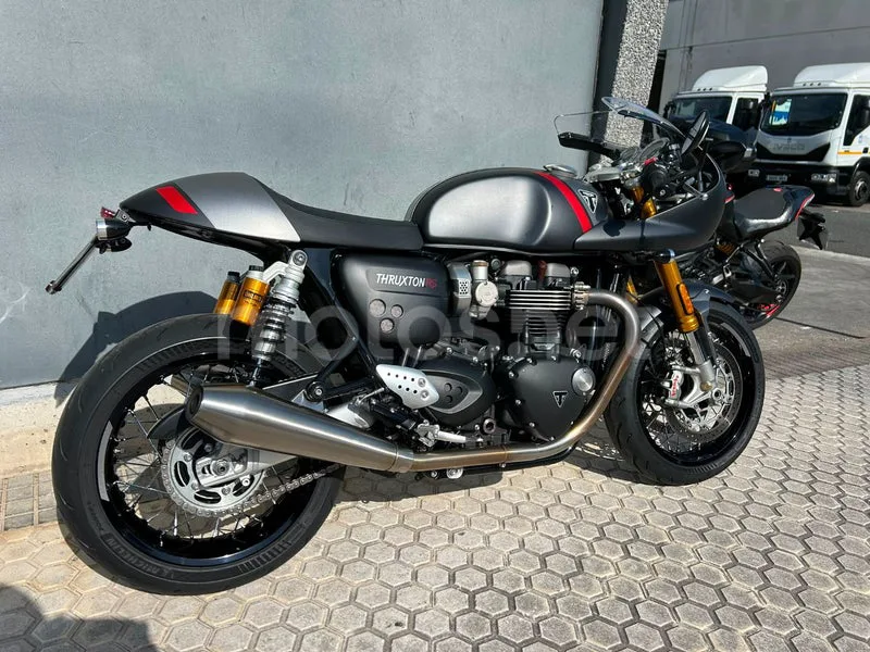 Triumph Thruxton RS - Vista 4