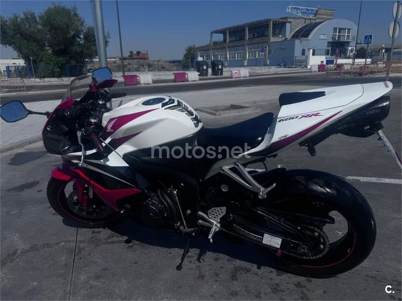Honda CBR600RR - Vista 4