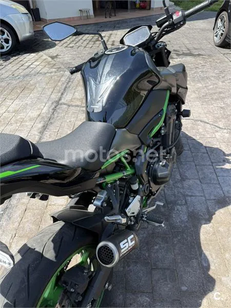 Kawasaki Z900 - Vista 6