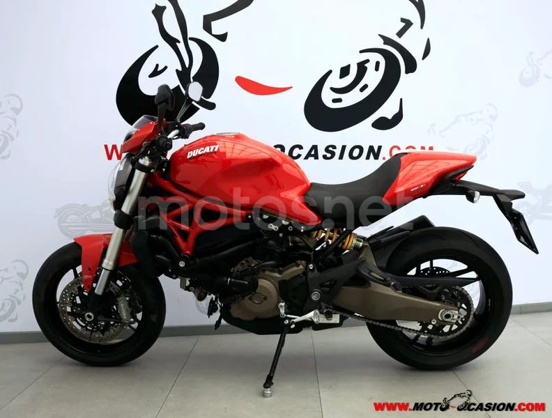 Ducati Monster 821 - Vista 7