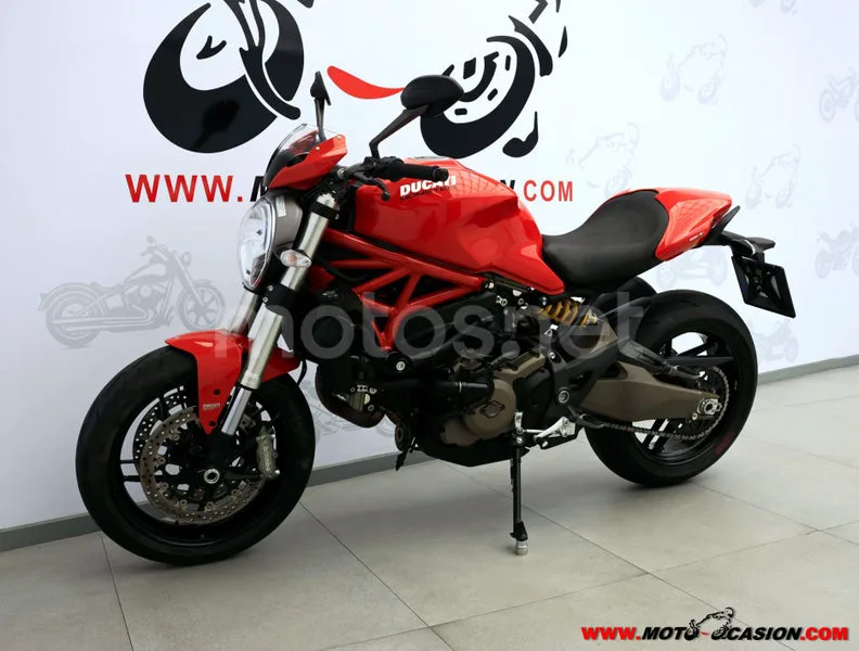 Ducati Monster 821 - Vista 8
