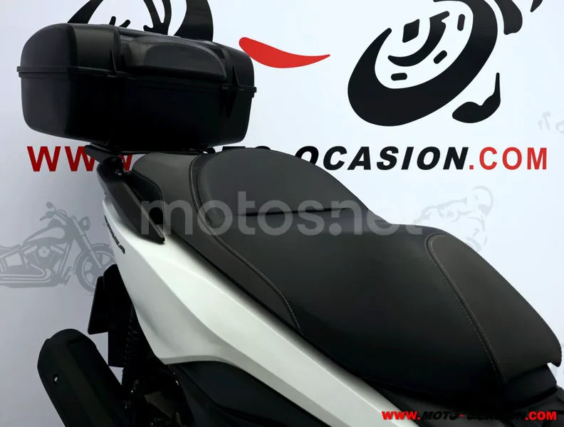 Honda Forza 125 - Vista 11