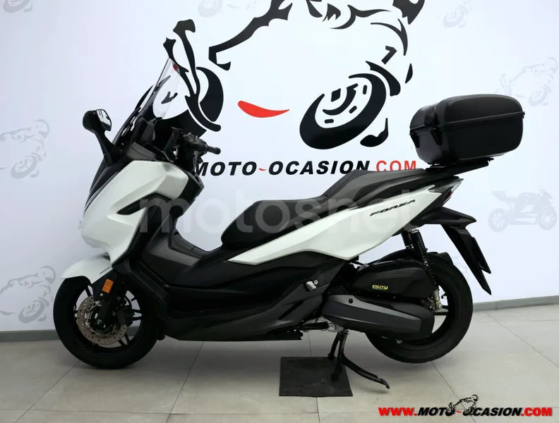 Honda Forza 125 - Vista 7