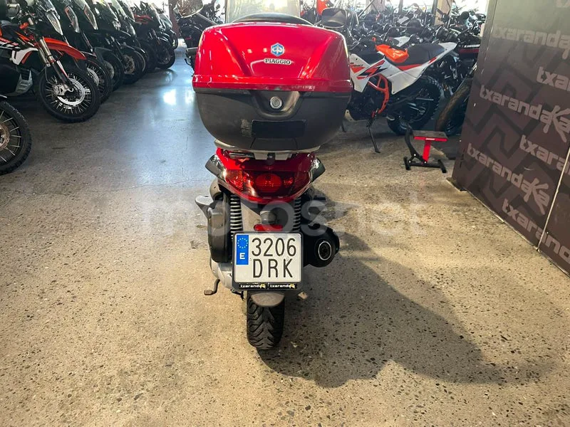Piaggio Beverly 125 - Vista 4