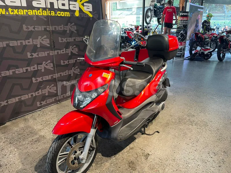 Piaggio Beverly 125 - Vista 7